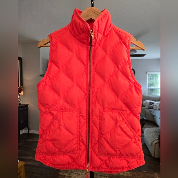 J. Crew Jackets & Blazers - J. CREW Puffer Quilted Vest - Coral Color